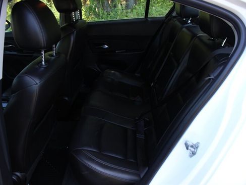 Used 2013 Chevrolet Cruze LT w/ RS Package FWD image 13