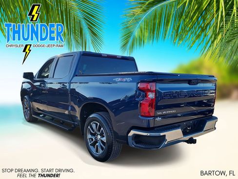 Used 2022 Chevrolet Silverado 1500 LT image 3