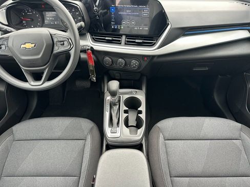 New 2026 Chevrolet Trax LS w/ LS Convenience Package FWD image 12