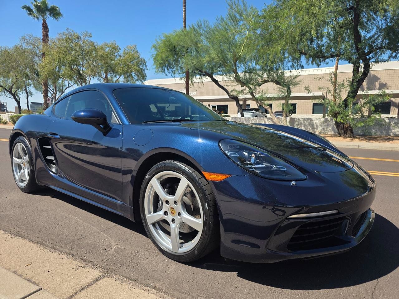 Used 2018 Porsche 718 Cayman RWD image 31