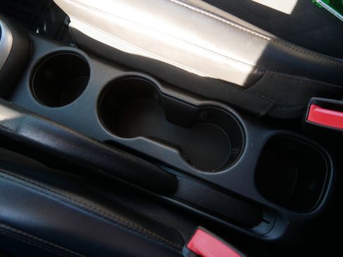 Used 2018 Chevrolet Trax LT w/ LT Convenience Package image 32