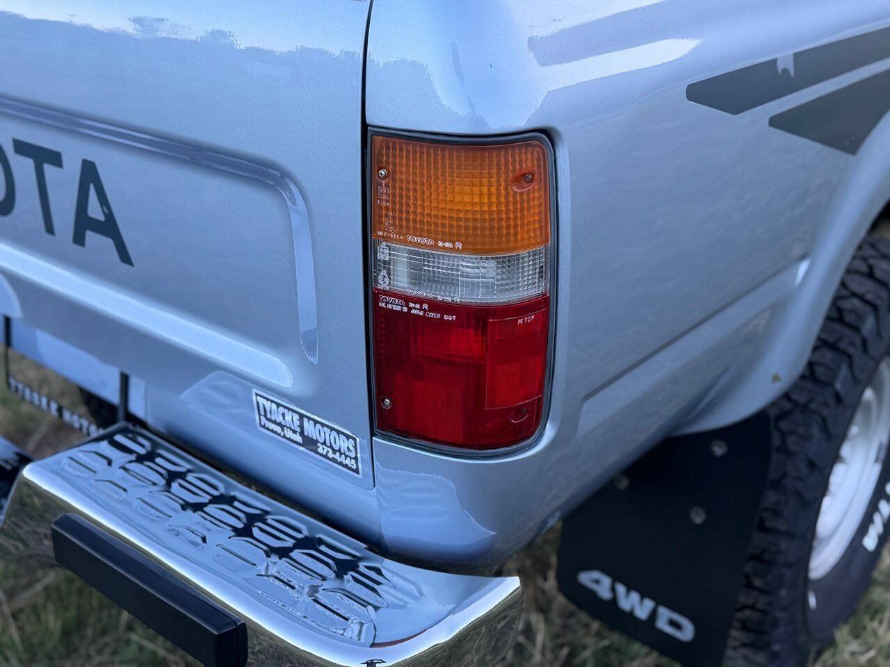 Used 1990 Toyota Pickup Deluxe AWD/4WD image 73