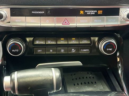 Used 2022 Kia Stinger GT-Line w/ Sun & Sound Package image 16