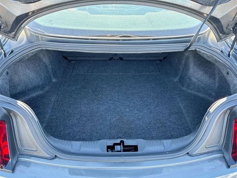 Used 2017 Ford Mustang Coupe image 23