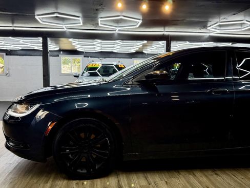 Used 2017 Chrysler 200 LX FWD image 2