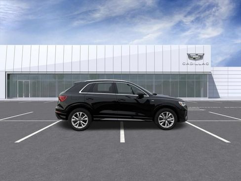 Used 2025 Audi Q3 2.0T Premium AWD/4WD image 2