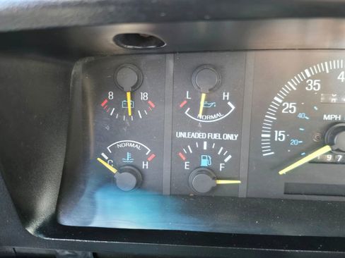 Used 1988 Ford F150 2WD Regular Cab image 22