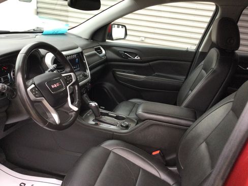 Used 2019 GMC Acadia SLT image 9