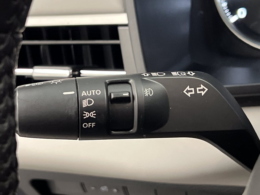 Used 2025 Mitsubishi Outlander SE AWD/4WD image 58