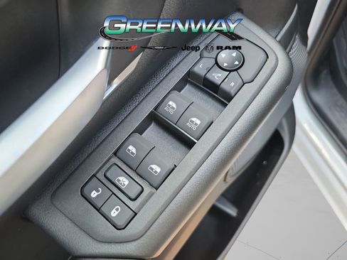 Used 2025 RAM 1500 Big Horn image 18