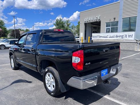 Used 2017 Toyota Tundra SR5 AWD/4WD image 5