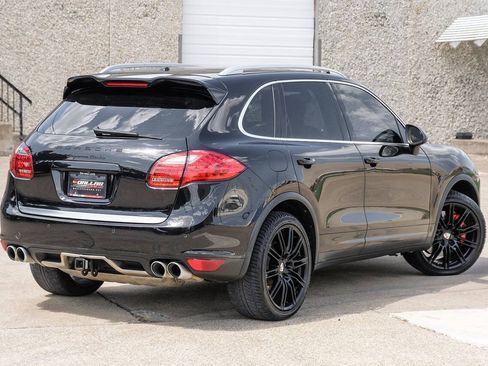 Used 2012 Porsche Cayenne Turbo AWD/4WD image 11