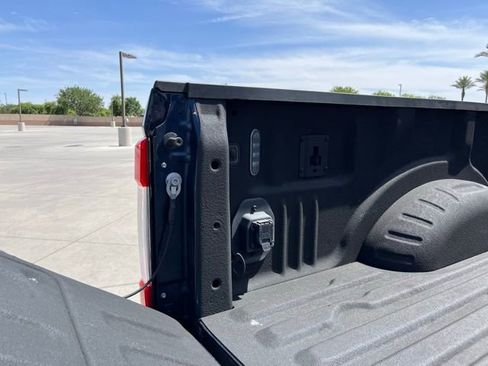 Used 2018 Ford F250 Lariat w/ Lariat Ultimate Package AWD/4WD image 12