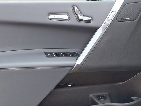 Certified 2026 BMW iX xDrive45 w/ M Sport Package image 12