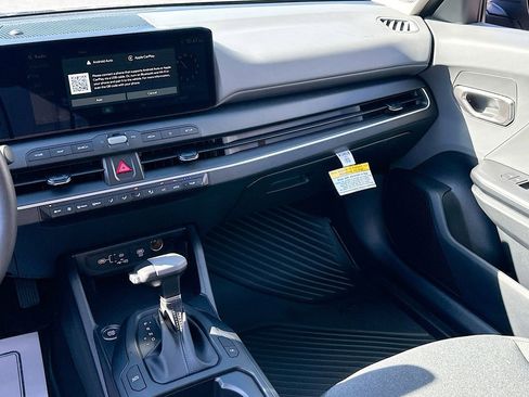 New 2025 Kia K4 LXS image 21