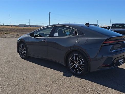 New 2026 Toyota Prius XLE image 8