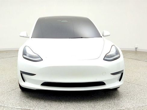 Used 2020 Tesla Model 3 Standard Range Plus RWD image 4
