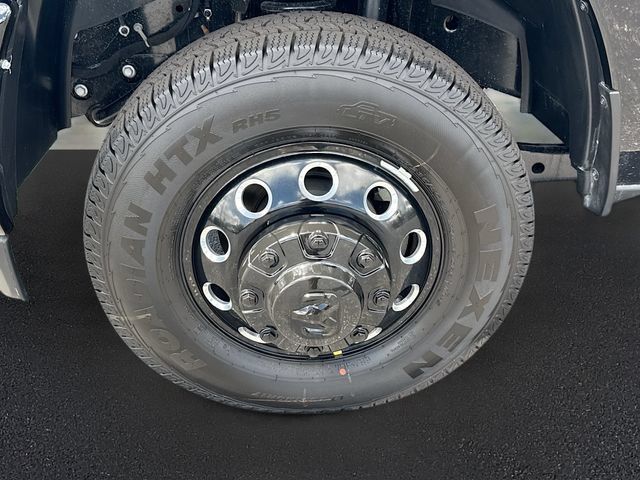 New 2026 RAM 3500 Laramie AWD/4WD image 21