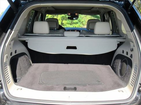 Used 2020 Jeep Grand Cherokee Limited w/ Luxury Group II image 30