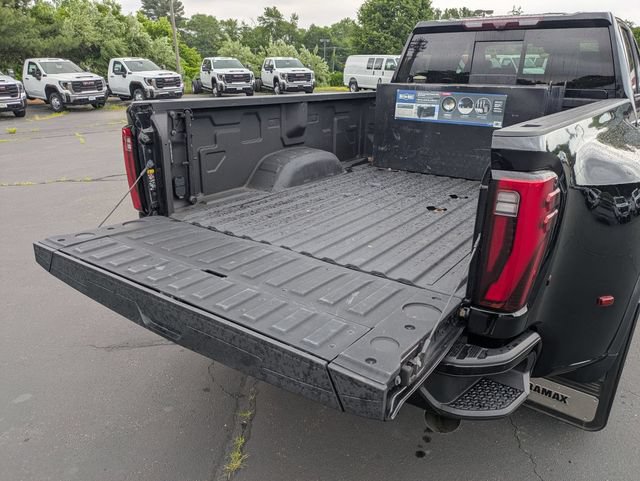 Used 2024 GMC Sierra 3500 Denali Ultimate AWD/4WD image 35