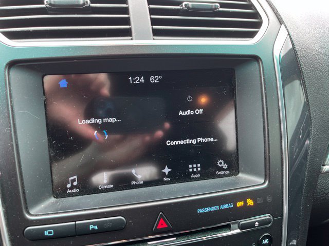 Used 2017 Ford Explorer Sport w/ Equipment Group 401A AWD/4WD image 2
