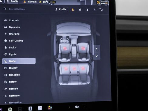 Used 2024 Tesla Model Y Long Range image 9