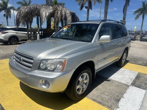 Used 2003 Toyota Highlander 4WD V6 image 1