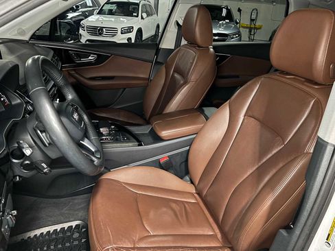 Used 2017 Audi Q7 3.0T Premium Plus w/ Premium Plus Package AWD/4WD image 25