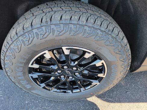 New 2026 Chevrolet Traverse Z71 w/ Enhanced Driving Package image 40