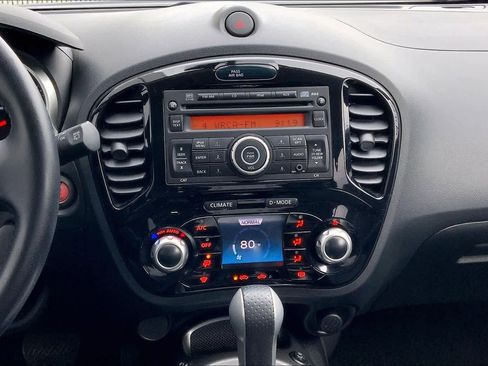 Used 2014 Nissan Juke SV w/ Premium Appearance Package image 6