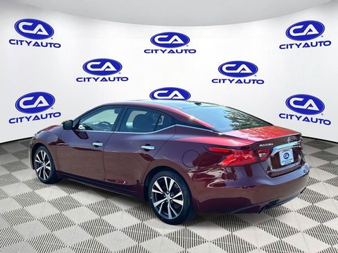 Used 2017 Nissan Maxima Platinum w/ Interior Lighting Package image 6