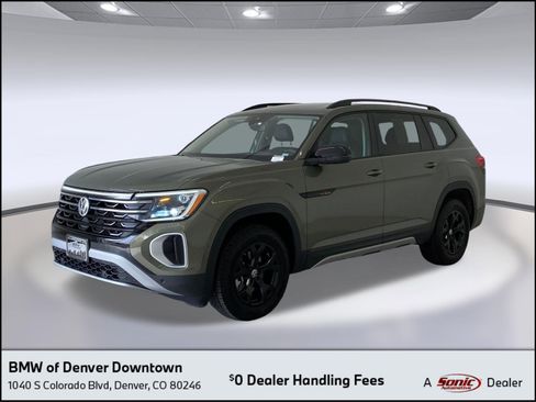 Used 2024 Volkswagen Atlas Peak Edition SEL image 1