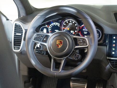 Certified 2023 Porsche Cayenne GTS AWD/4WD image 26