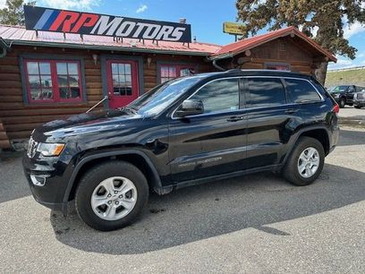 Used 2017 Jeep Grand Cherokee Laredo