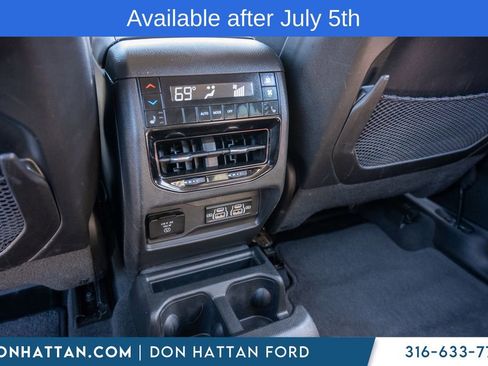 Used 2023 Jeep Grand Cherokee L Limited AWD/4WD image 22