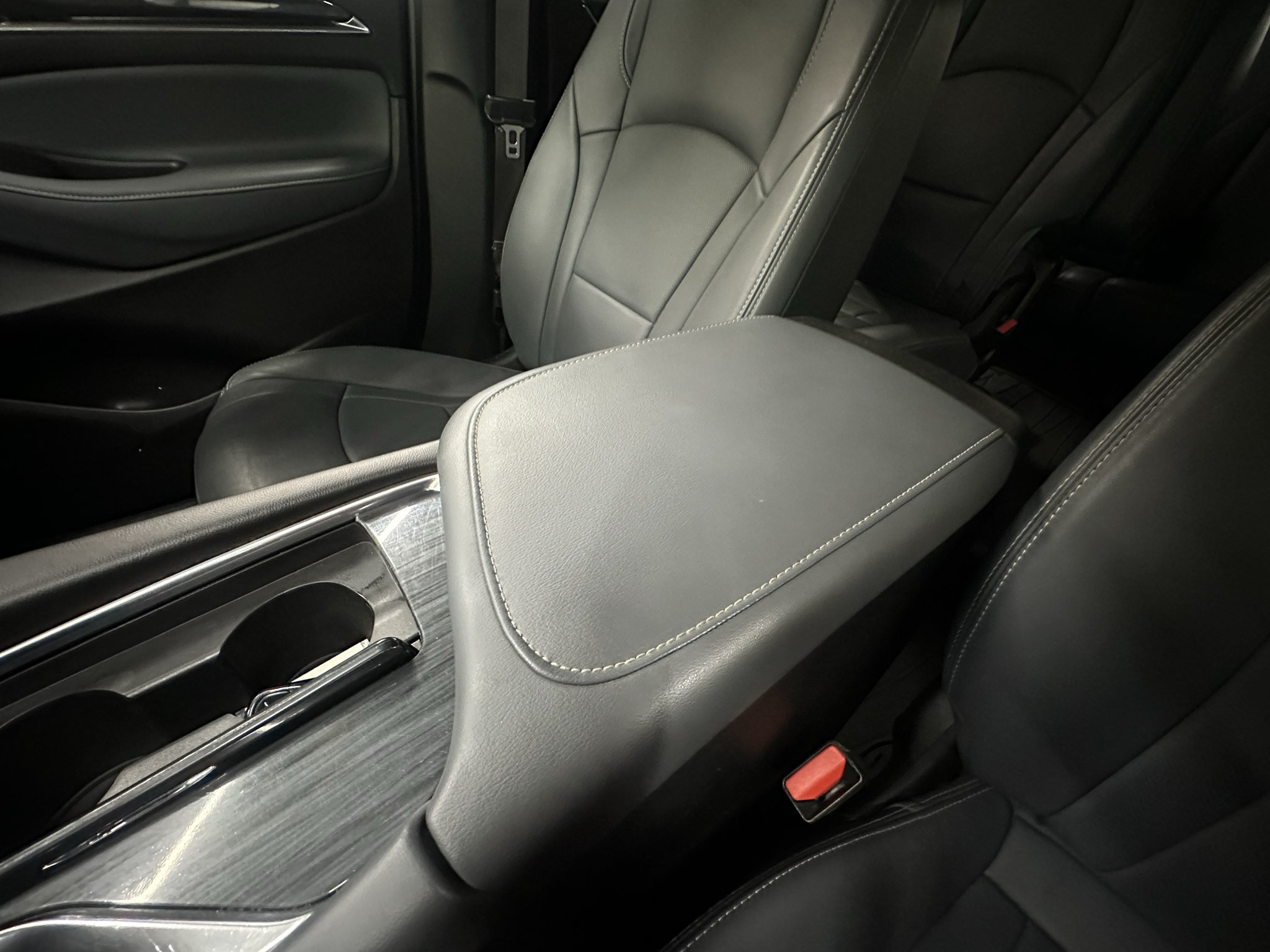 Certified 2020 Buick Enclave Essence w/ Trailering Package, 5000 lbs. AWD/4WD image 36