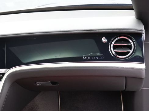 New 2026 Bentley Flying Spur Plug-In Hybrid AWD/4WD image 36