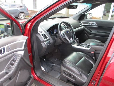 Used 2013 Ford Explorer XLT AWD/4WD image 15