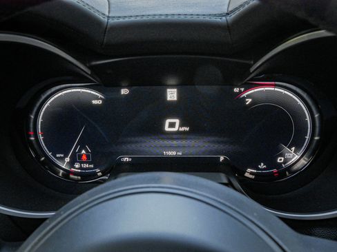 Used 2024 Alfa Romeo Stelvio Veloce image 21