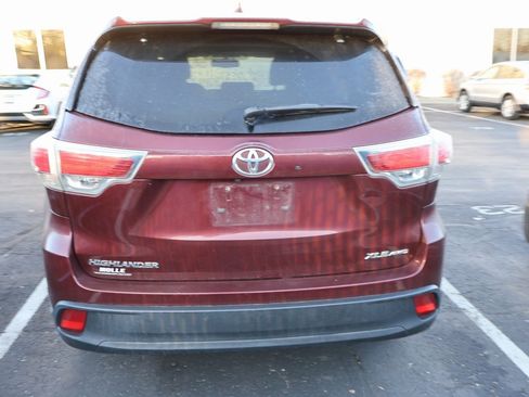 Used 2015 Toyota Highlander XLE image 6