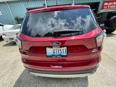 Used 2017 Ford Escape SE AWD/4WD image 6