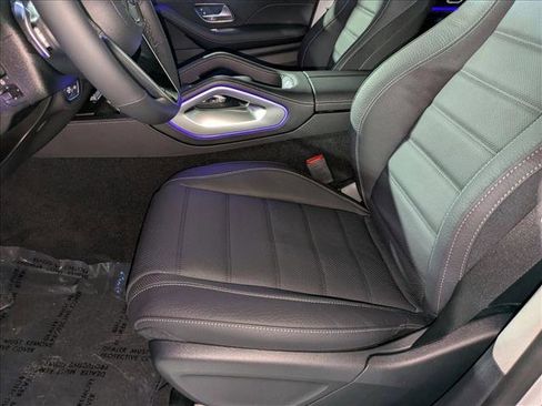 New 2026 Mercedes-Benz GLS 450 4MATIC image 4
