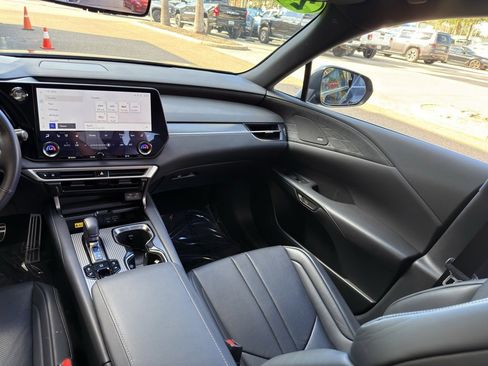 Used 2024 Lexus RX 350 F Sport image 35