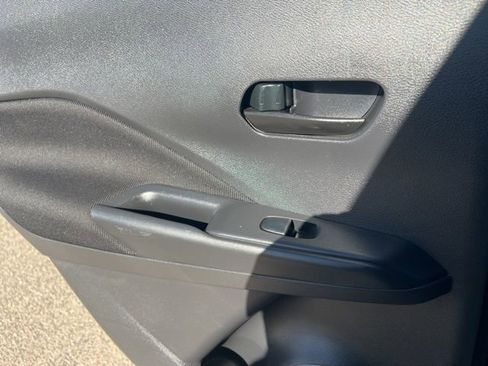 Used 2024 Nissan Kicks S image 24