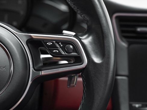 Used 2019 Porsche 911 Carrera image 23