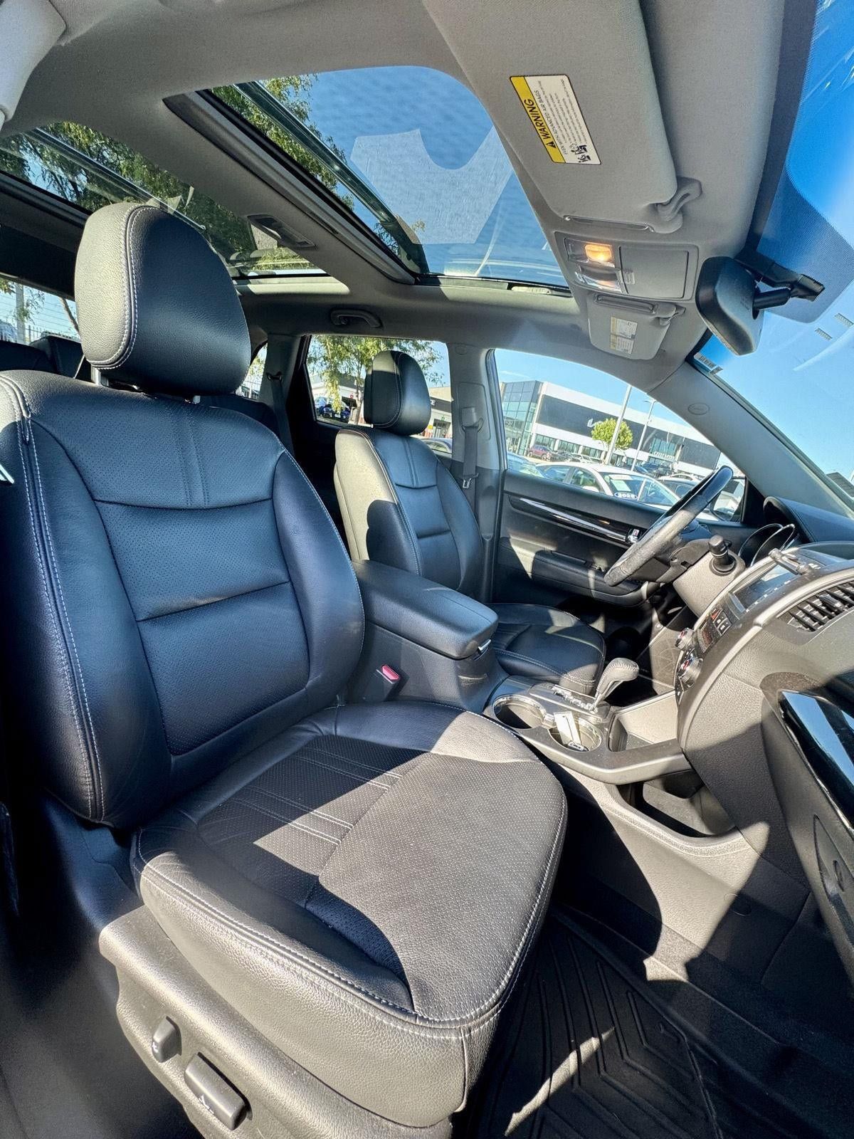 Used 2013 Kia Sorento SX w/ SX Premium Pkg AWD/4WD image 14