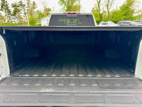 Used 2024 Chevrolet Silverado 3500 LTZ w/ LTZ Convenience Package AWD/4WD image 6