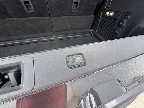 Used 2025 Ford Expedition Active AWD/4WD image 28