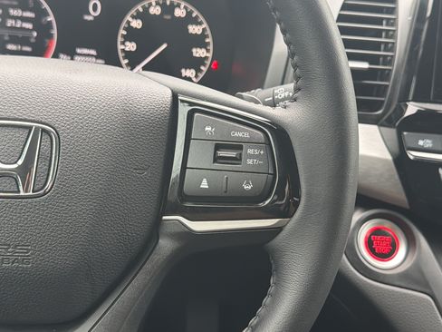 Certified 2026 Honda Odyssey EX-L image 19