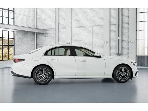 New 2026 Mercedes-Benz E 450 4MATIC Sedan image 17